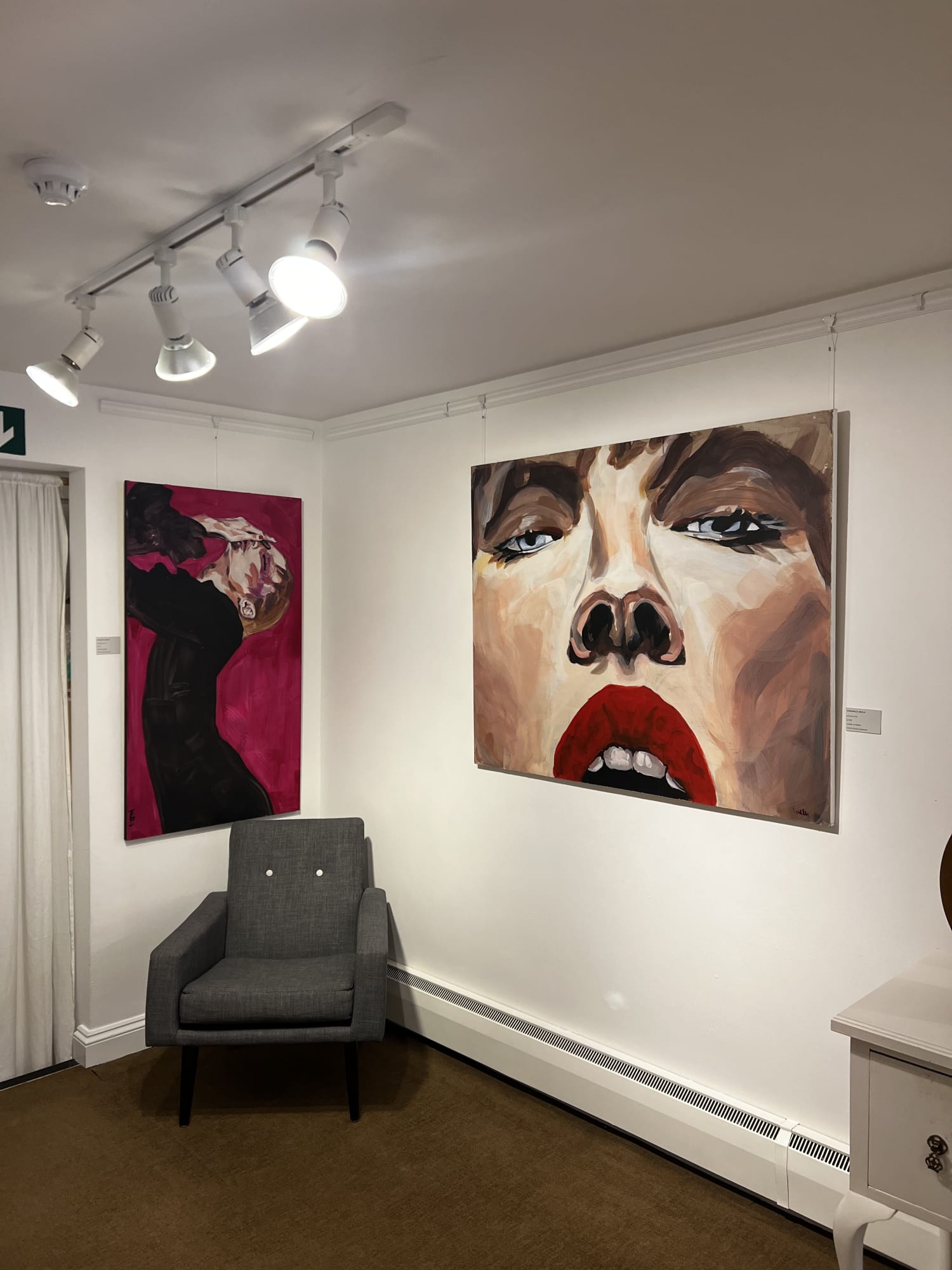 Faces Amongst Spaces