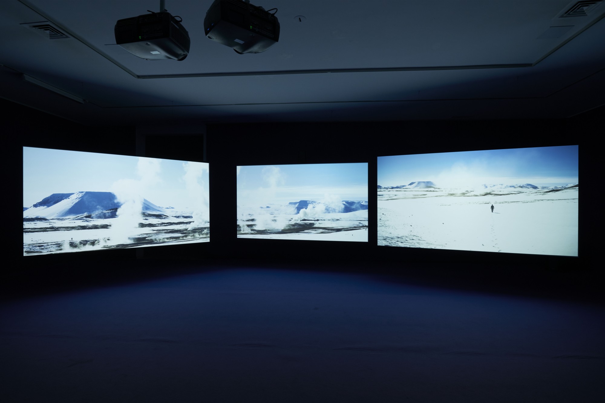 Playtime. Galería Helga de Alvear, Madrid, 2015  Three screen high definition video installation with 5.1 surround sound  64'12''