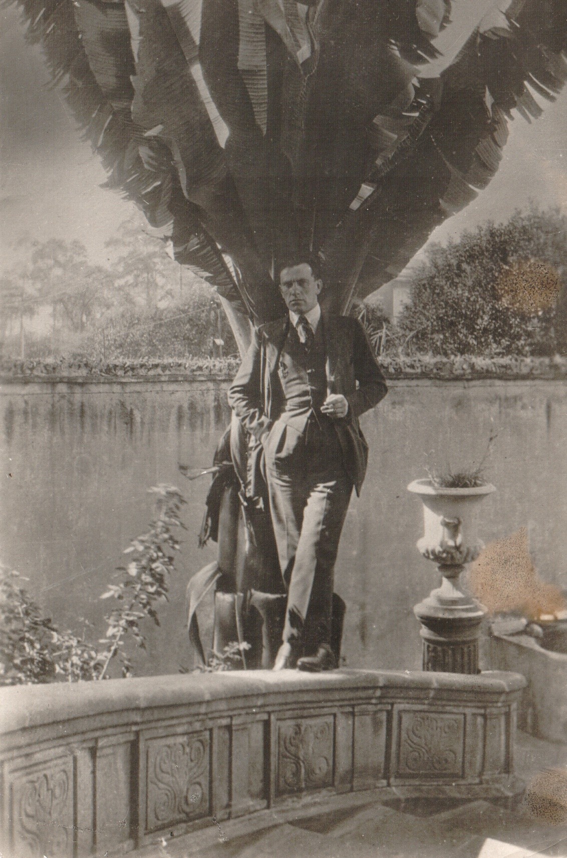 Anonymous, The poet Vladimir Mayakovsky in Mexico, 1925