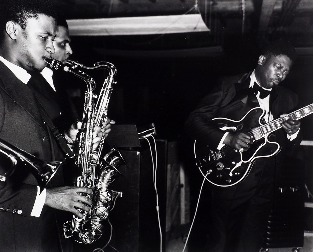Ernest C. Withers, B.B. King performing at night club May, 1970