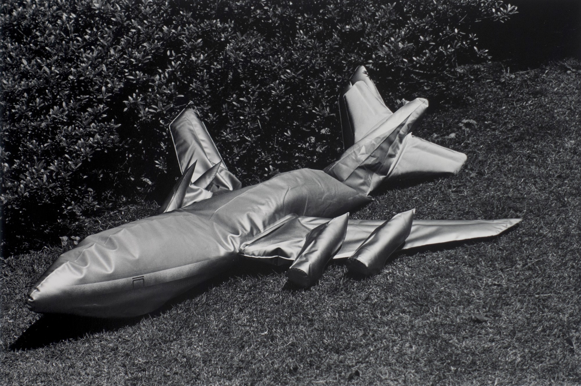 Kikuji Kawada, Jumbo Jet, Tokyo, Los Caprichos, 1978