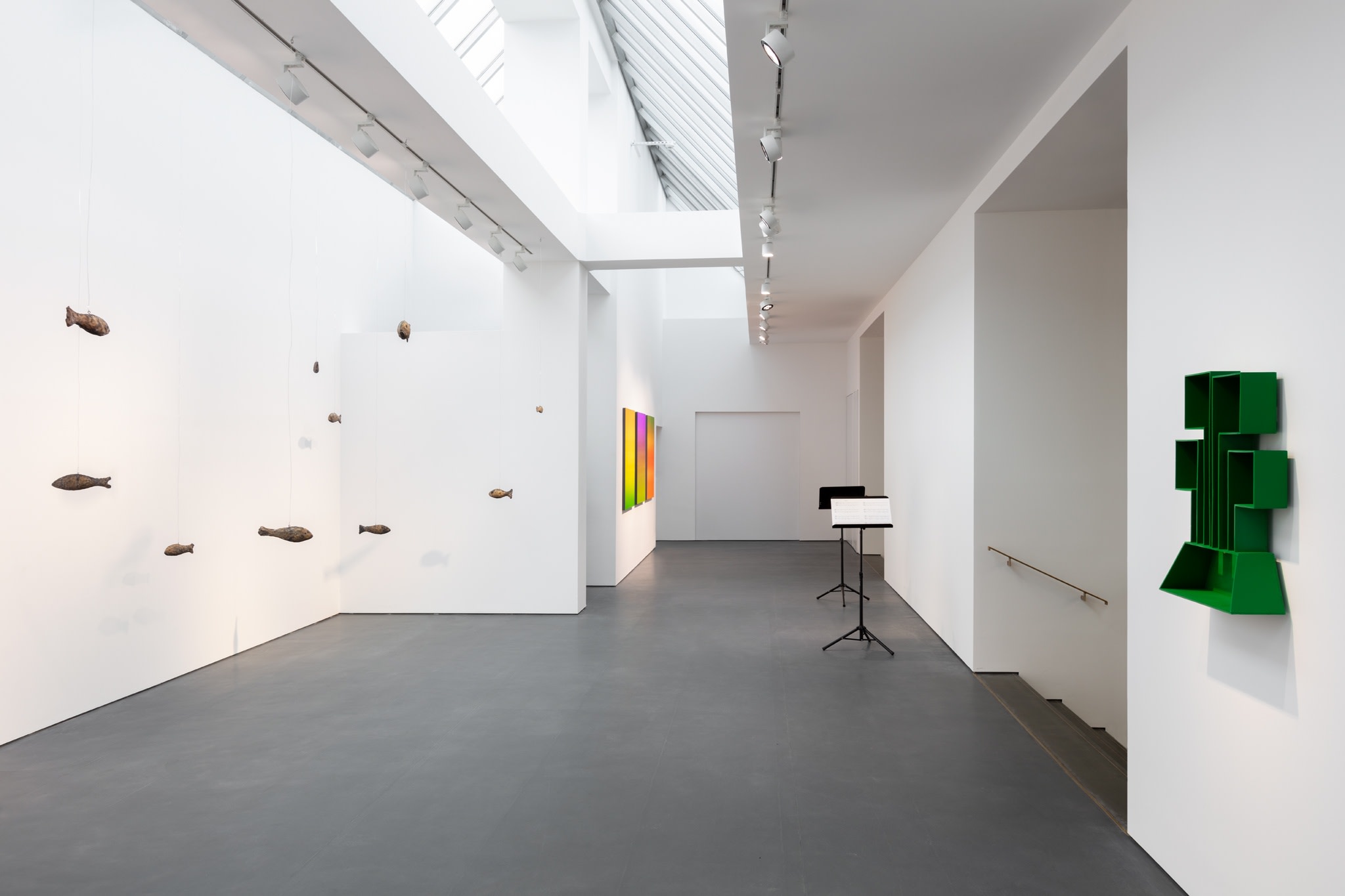 Exhibition view: PS81E, Esther Schipper, Berlin, 2020. Photo © Andrea Rossetti