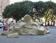 On view at Doris C. Freedman Plaza, Central Park, New York, September 15, 2010 – February 13, 2011 Photo: Jason Wyche