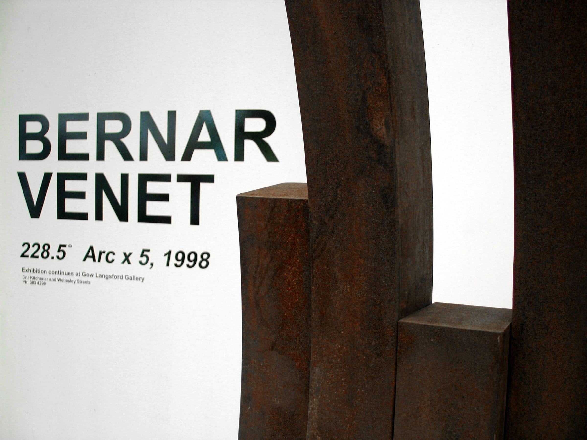 Bernar Venet