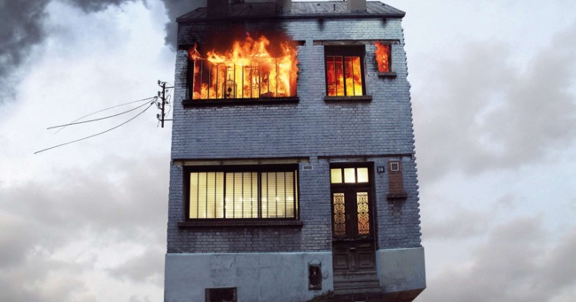 торнадо домик элли. летающий домик. летающий дом. летающий домик. летающий домик.