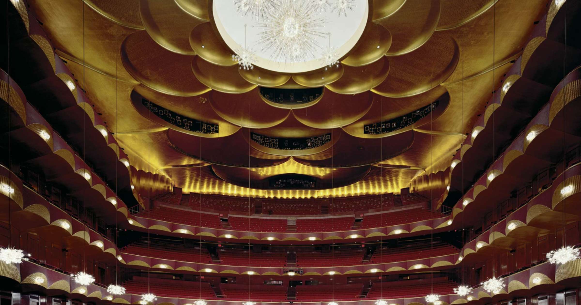 Самые большие оперы. Метрополитен-опера, Нью-Йорк, США. The Metropolitan Opera House Нью-Йорк США. Метрополитен опера в Нью-Йорке зал. Метрополитен опера театр.