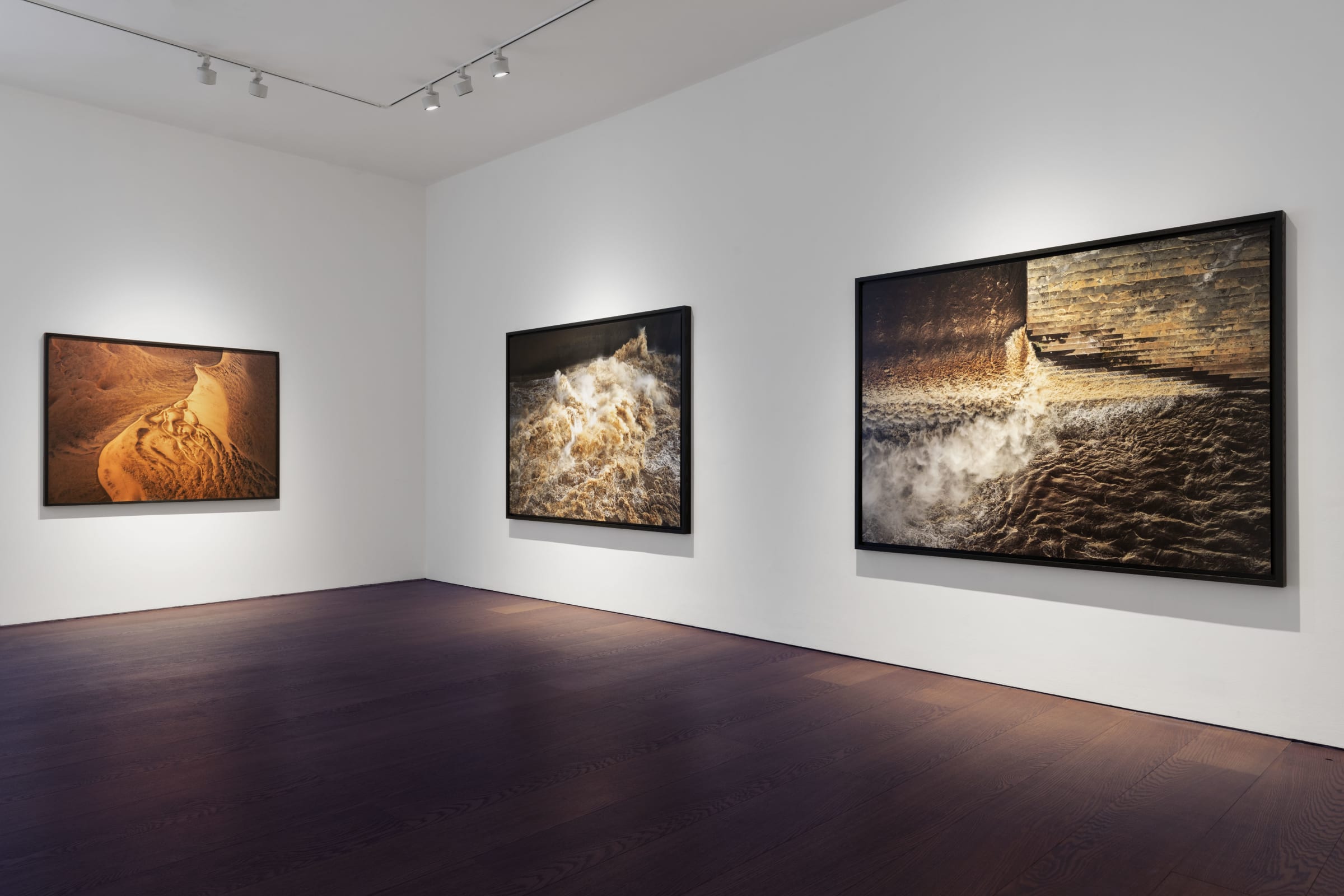 Edward Burtynsky African Studies