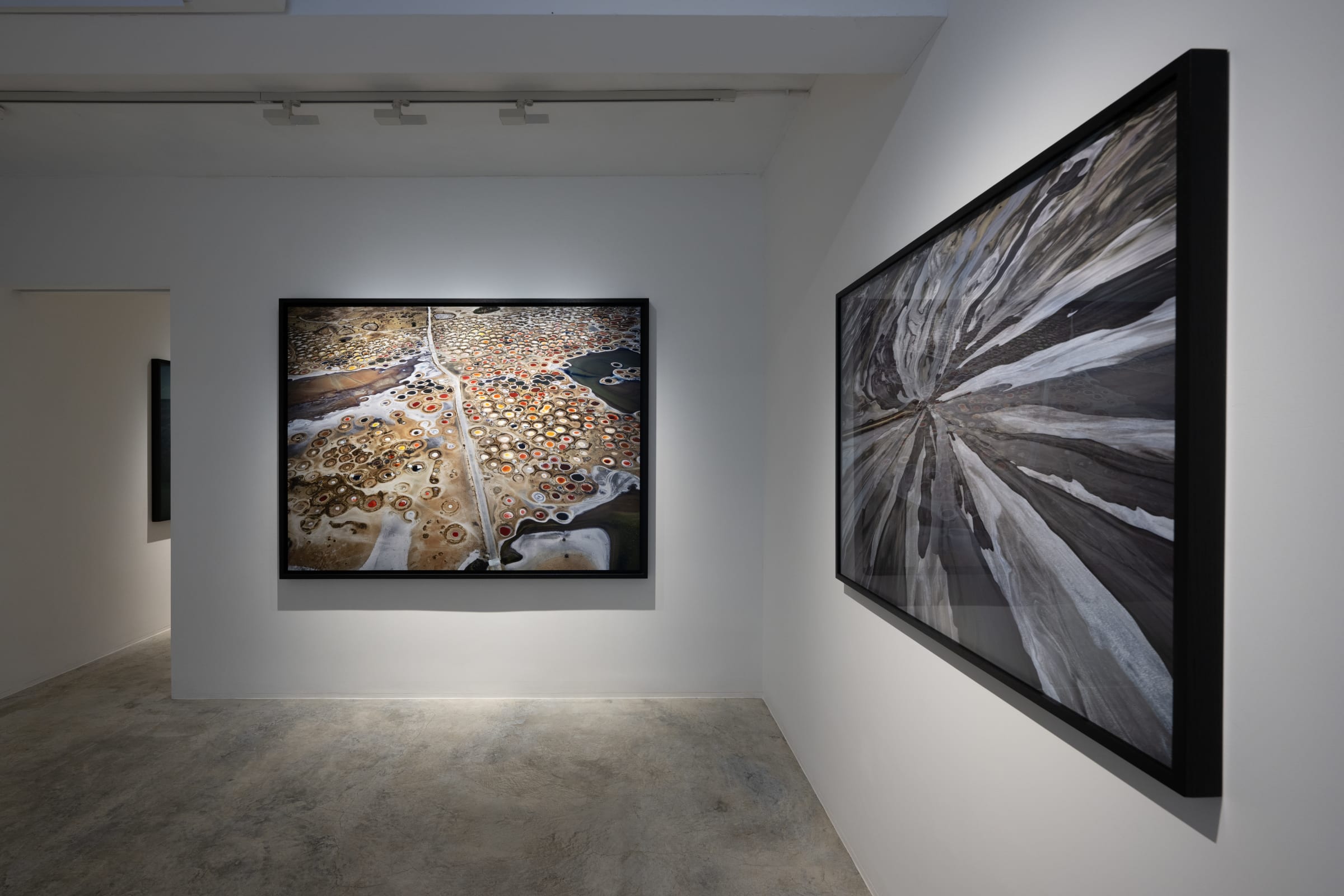 Edward Burtynsky African Studies
