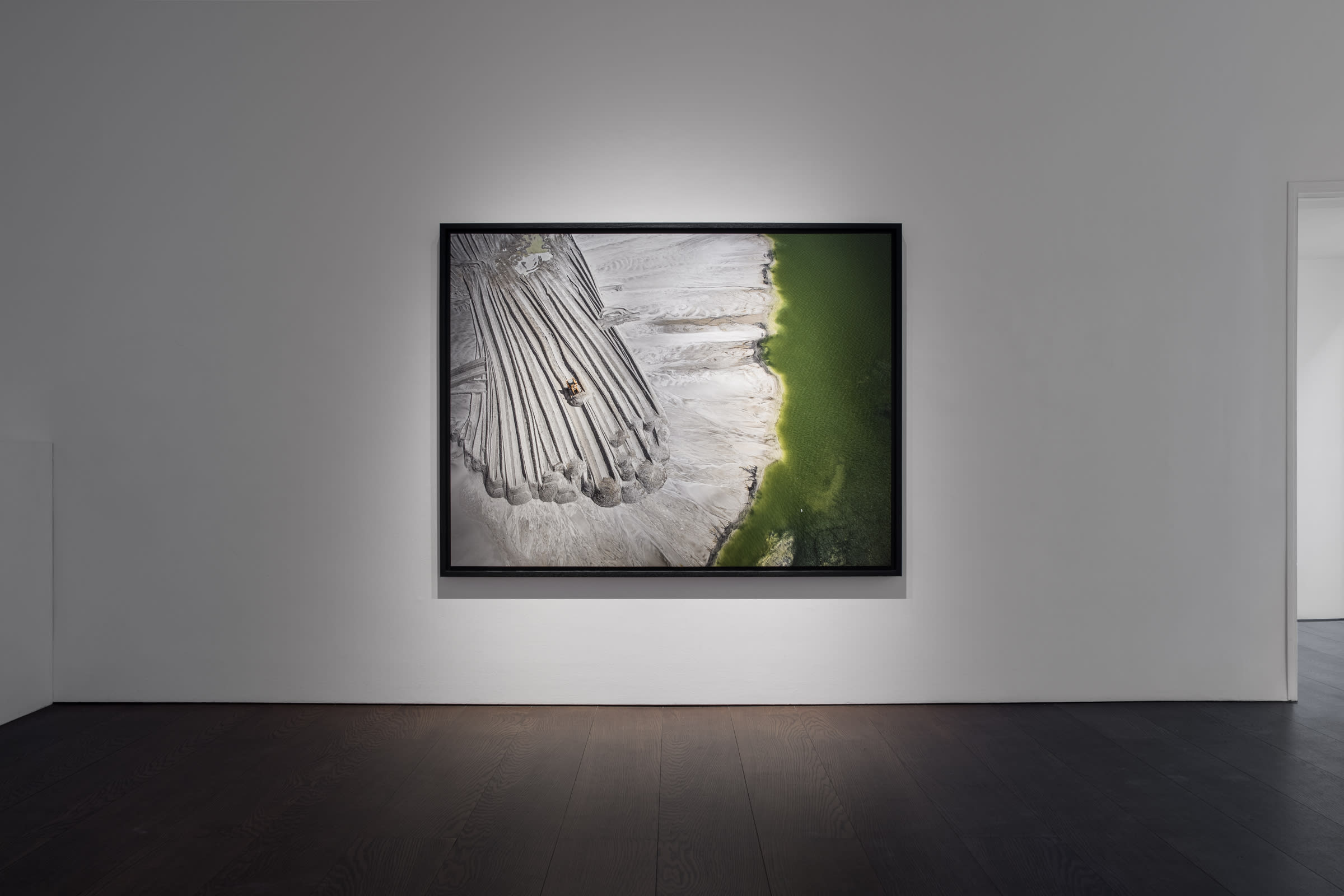 Edward Burtynsky The Human Signature