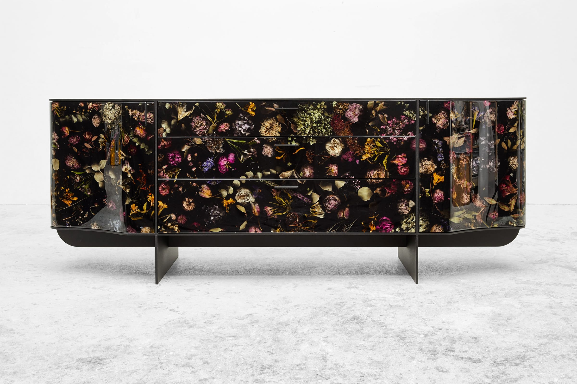 Marcin Rusak, Flora Credenza 206, 2021