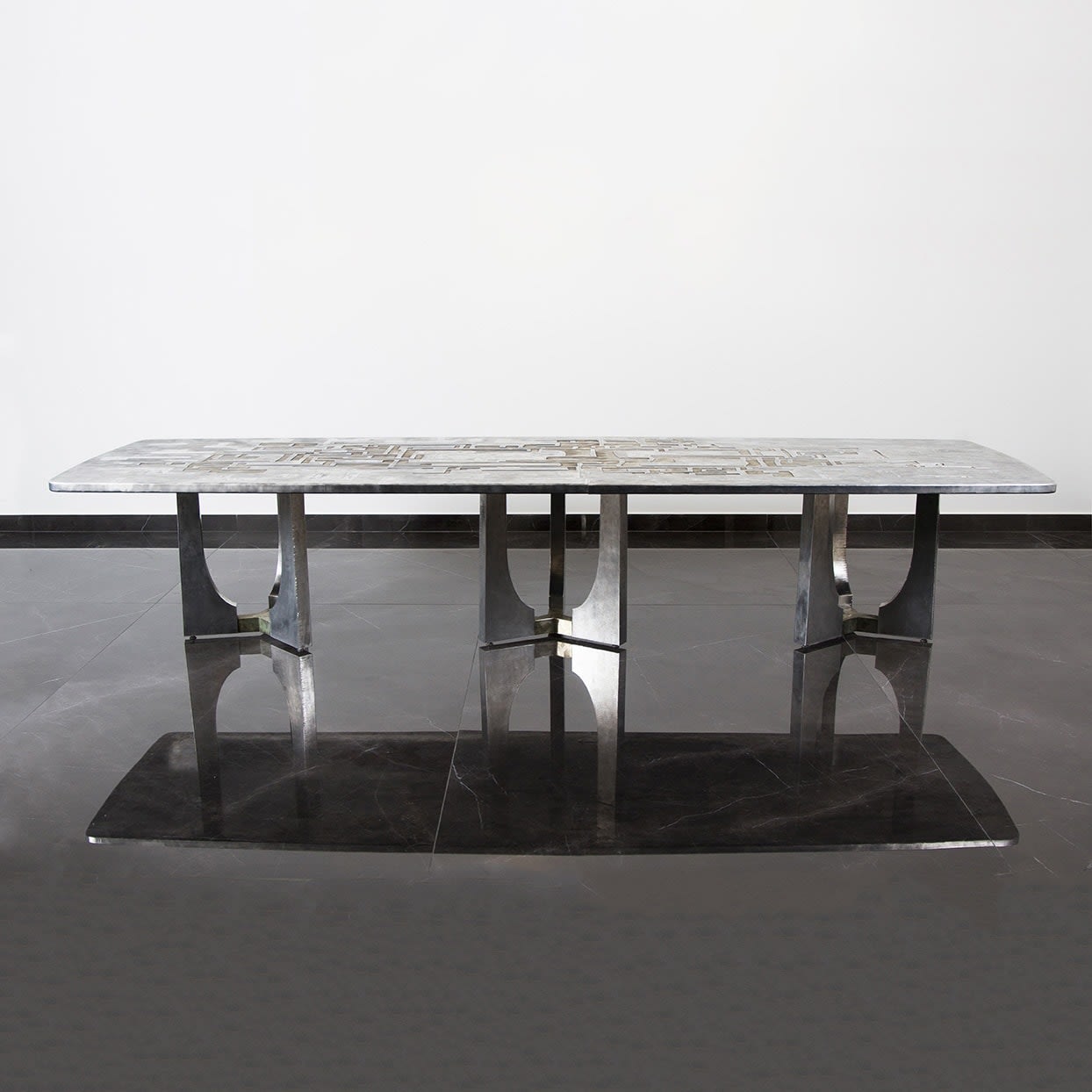 Emmanuel Jonckers Theia Table, 2020
