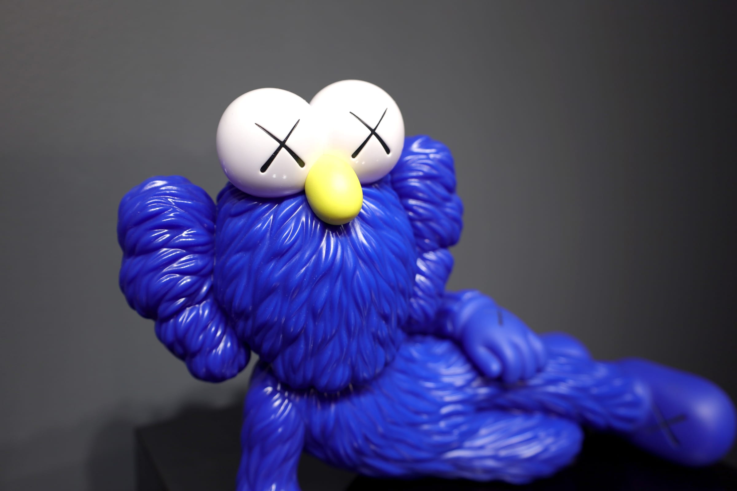 KAWS, 'KAWS: TIME OFF' Blue Vinyl Figure, 2023 | Arton