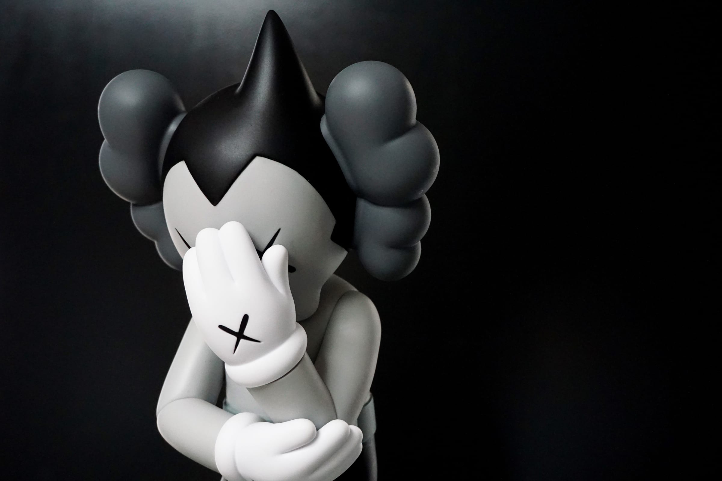 ASTRO BOY (KAWS version) GRAY 鉄腕アトムフィギュア [発売] - kaws