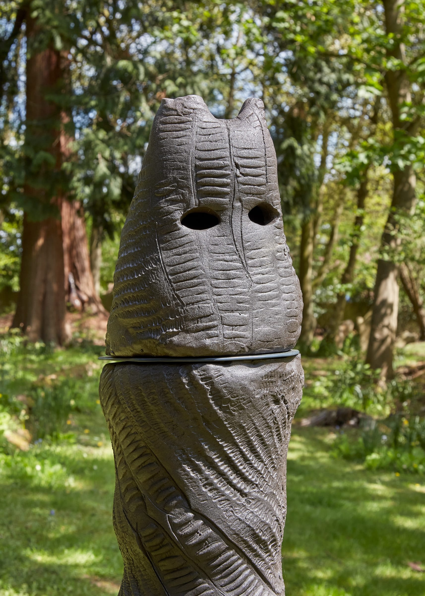 Lucia Pizzani, Ser Vegetal totem, 2022 | Brooke Benington