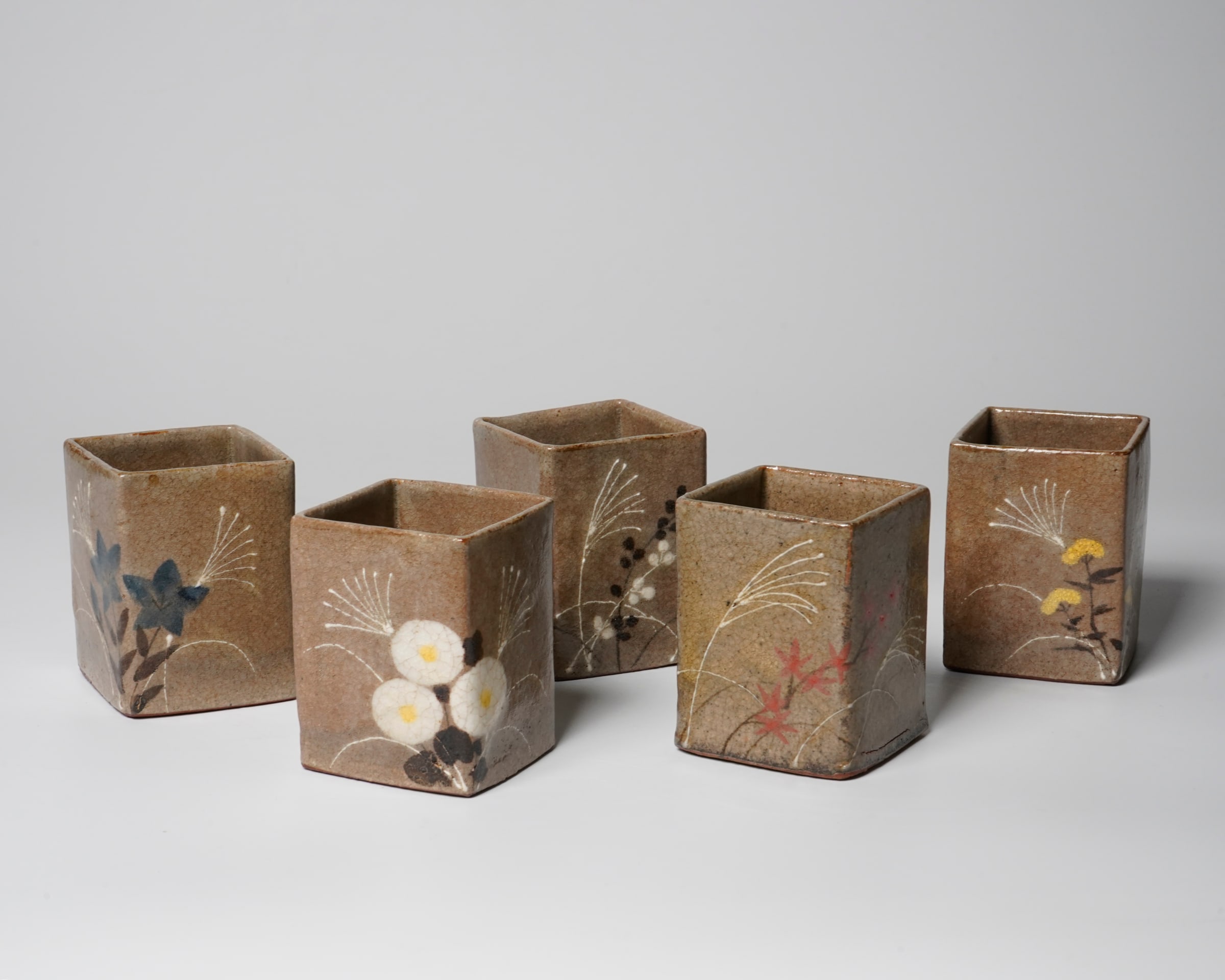 Ogata Kenzan 尾形 乾山, 5 Mukozuke with Floral Designs 色繪