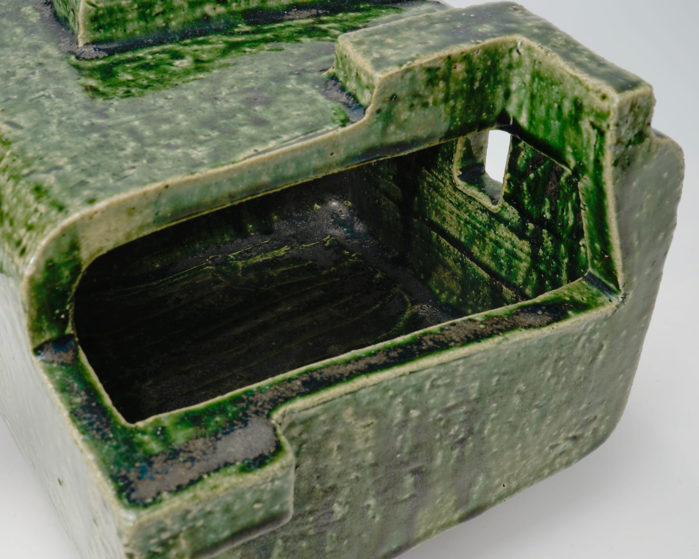 Kumakura Junkichi 熊倉順吉, Green Flower Vessel 緑の花器, 1970's | Dai Ichi Arts |  Japanese Modern Art