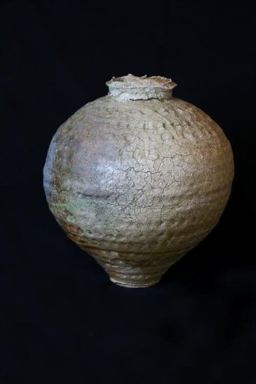 Kohara Yasuhiro 小原康裕, Shigaraki Large Jar B 壺, 2020 | Dai 