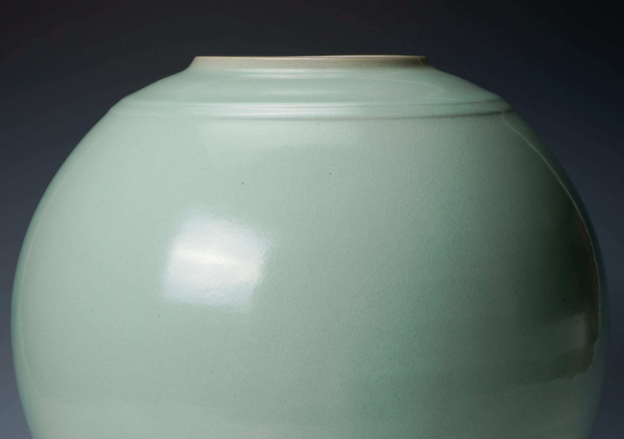 Nakashima Hiroshi 中島 宏, Celadon Jar 青磁壺 | Dai Ichi Arts | Japanese Modern  Art