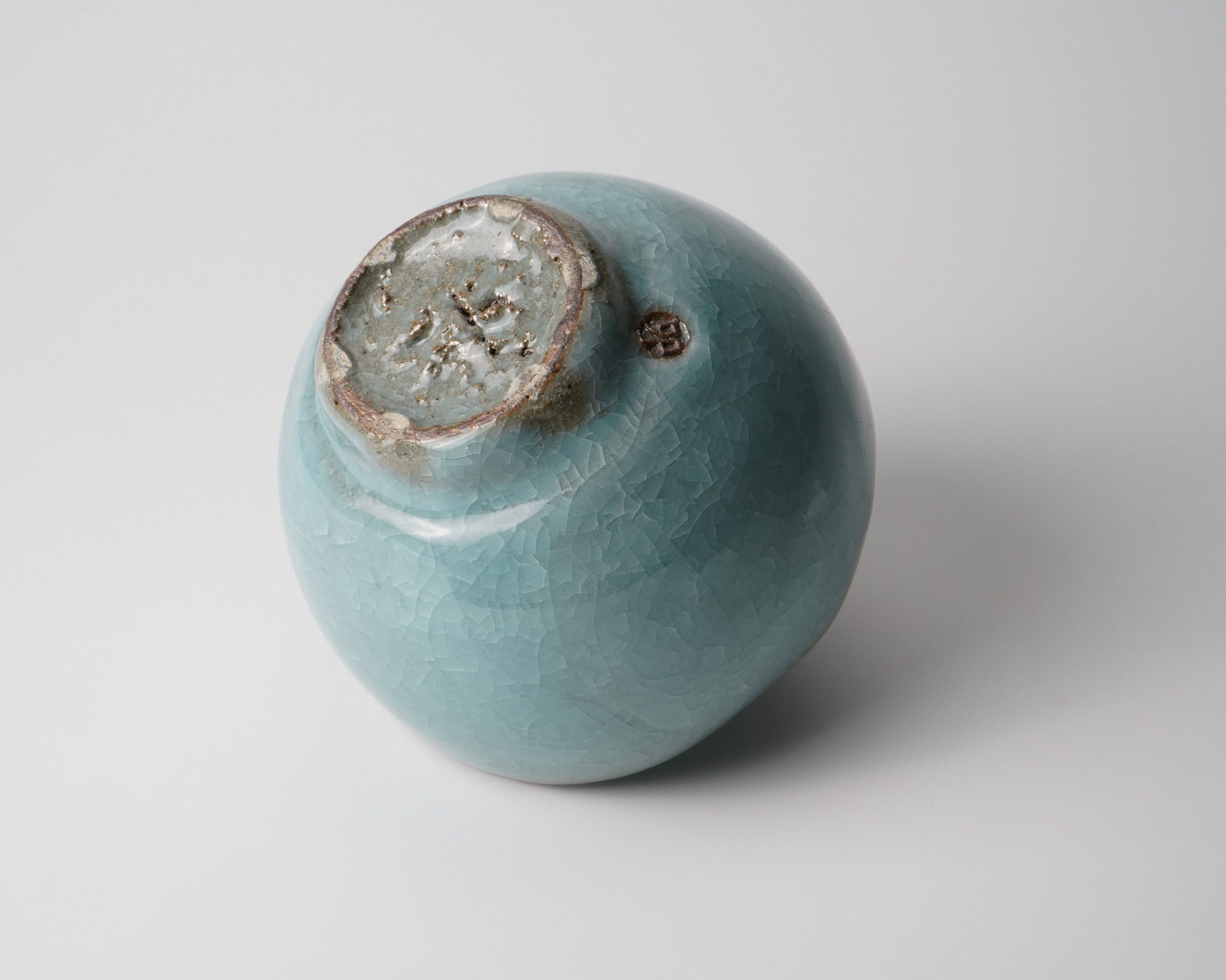 青磁　茶碗① 流】清水卯一 青磁茶碗 共箱 TI420