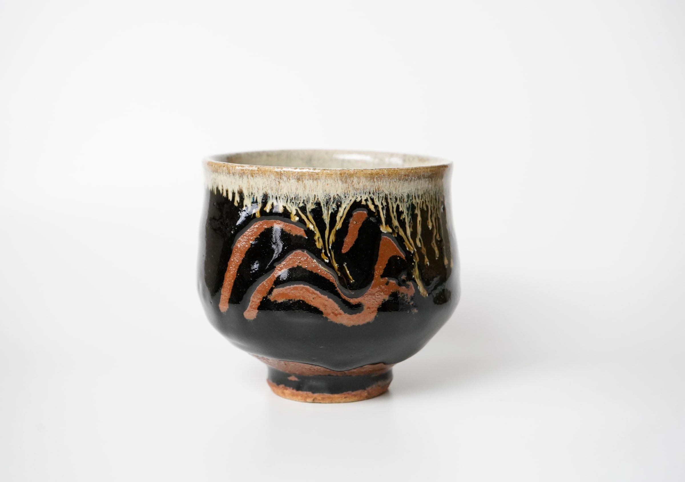 Hamada Shoji 濱田庄司, Black Glazed Tea Bowl with Finger Mark 黒 