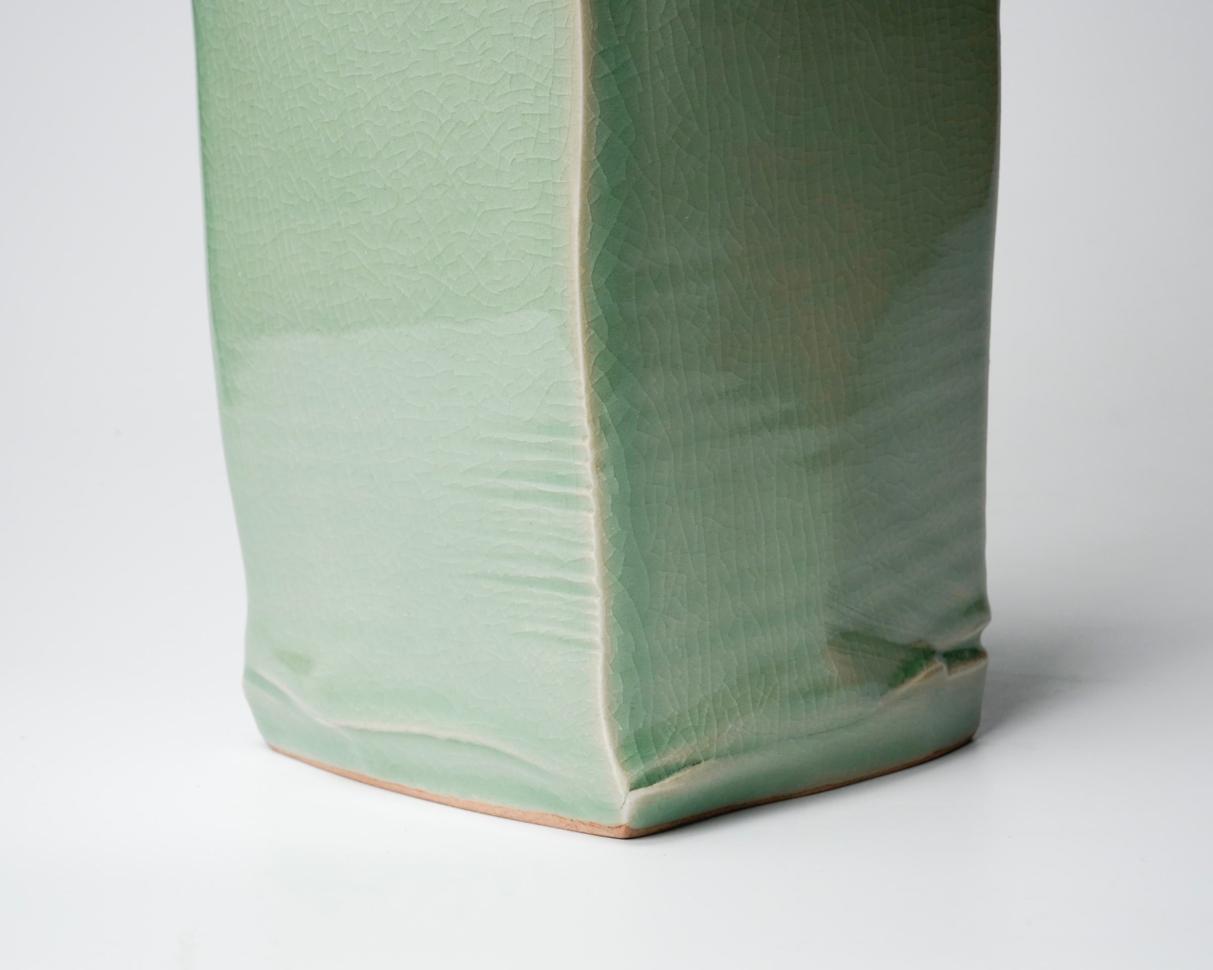 Shin Sang-ho 신상호, Celadon jar, 1991 | Dai Ichi Arts