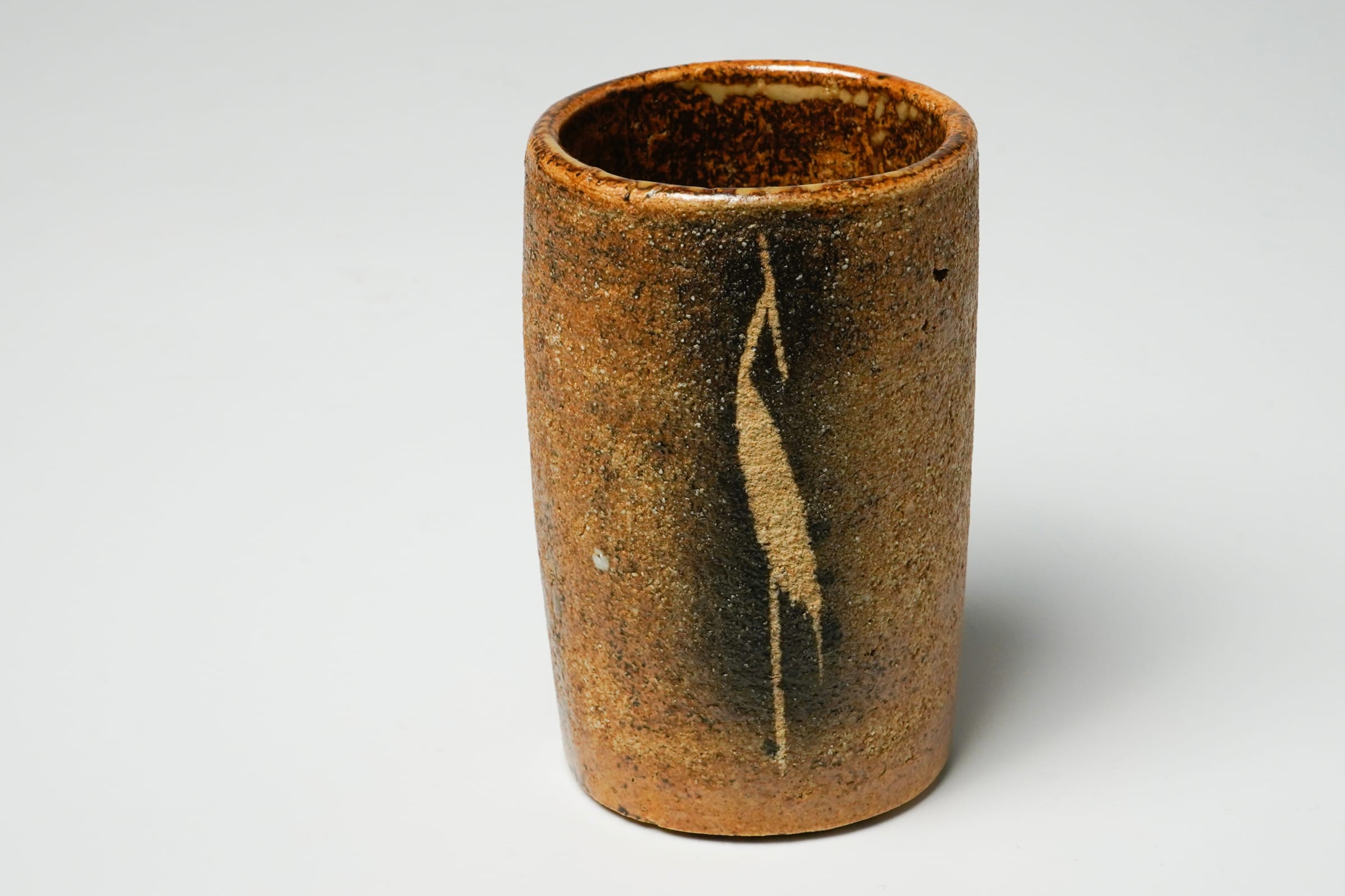 Kawamoto Goro 河本五郎, Ash Glazed Mukozuke / Yunomi 灰釉鳥紋向附 | Dai Ichi Arts |  Japanese Modern Art