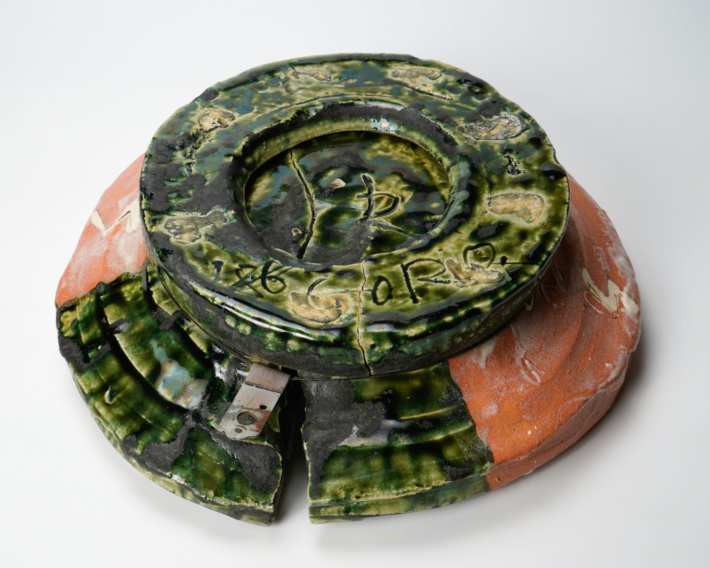 Suzuki Goro 鈴木五郎, Oribe hanging plate | Dai Ichi Arts | Japanese Modern Art