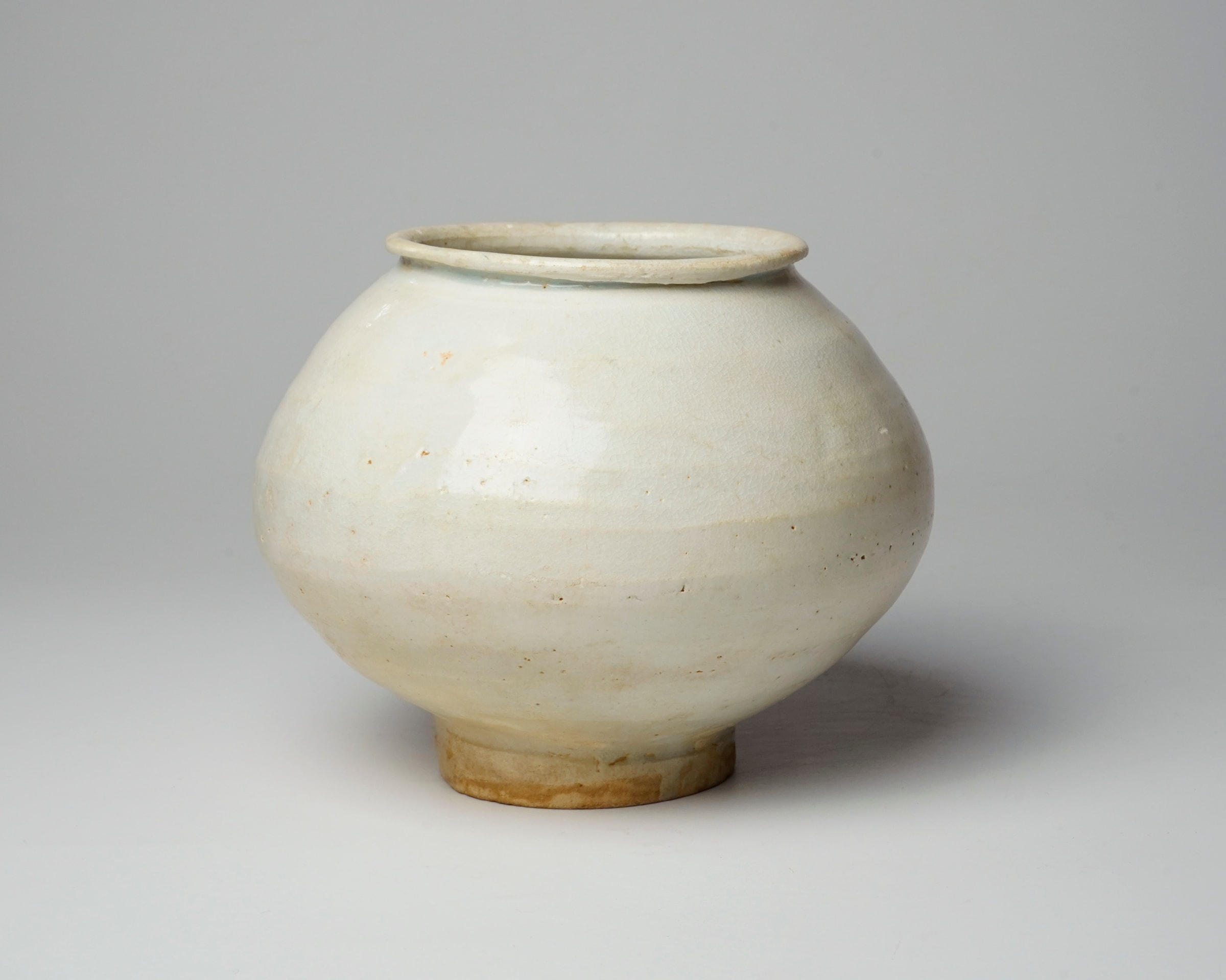 Korean Lee Dynasty White Glazed Jar 李朝白磁壺 | Dai Ichi