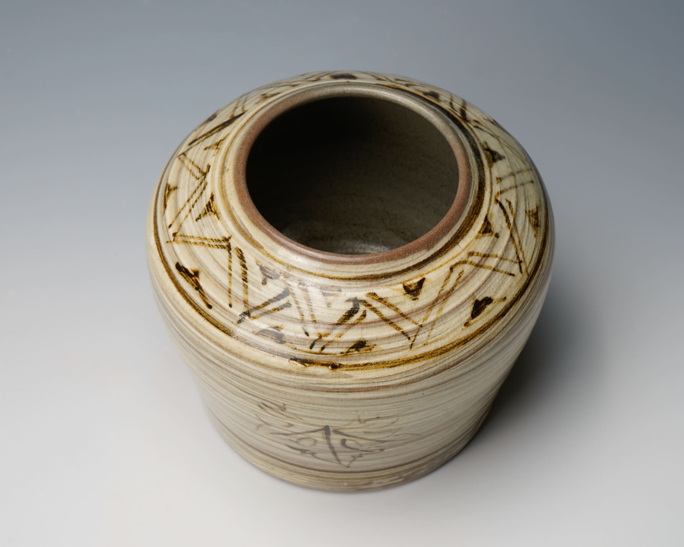 大特価放出！ Tomimoto Kenkichi 富本憲吉, Hakeme jar with a pattern of 工芸品