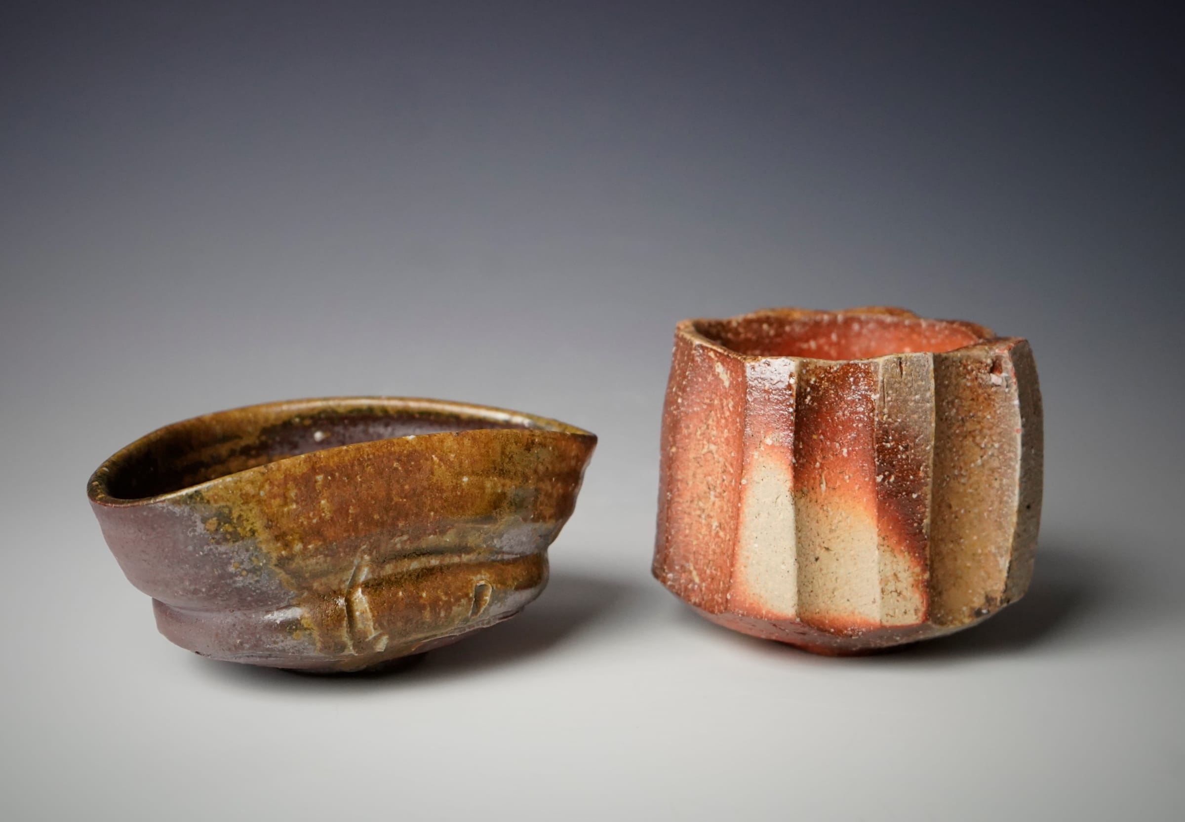 Isezaki Koichiro 伊勢﨑晃一朗, Bizen Deep Cut Teabowl 備前削茶碗 | Dai Ichi Arts |  Japanese Modern Art