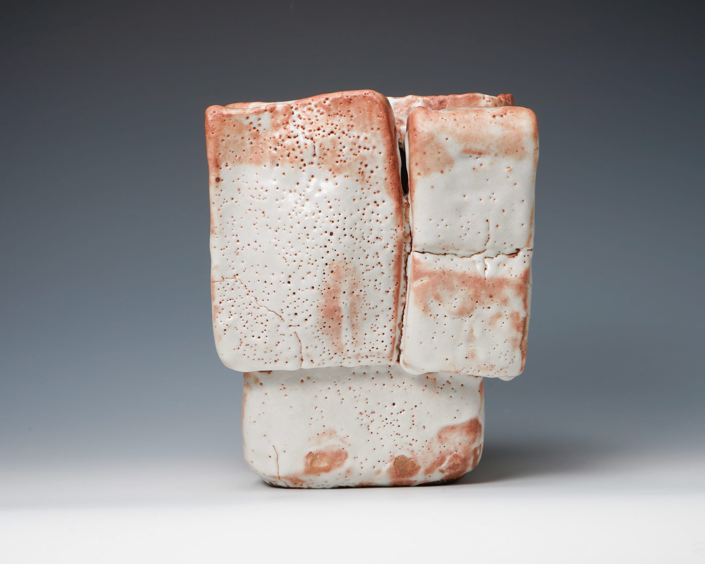 【公式】フジのお歳暮・冬ギフト 鈴木蔵, Osamu Suzuki Shino 志野花器 Vessel Flower Sculptural 工芸品