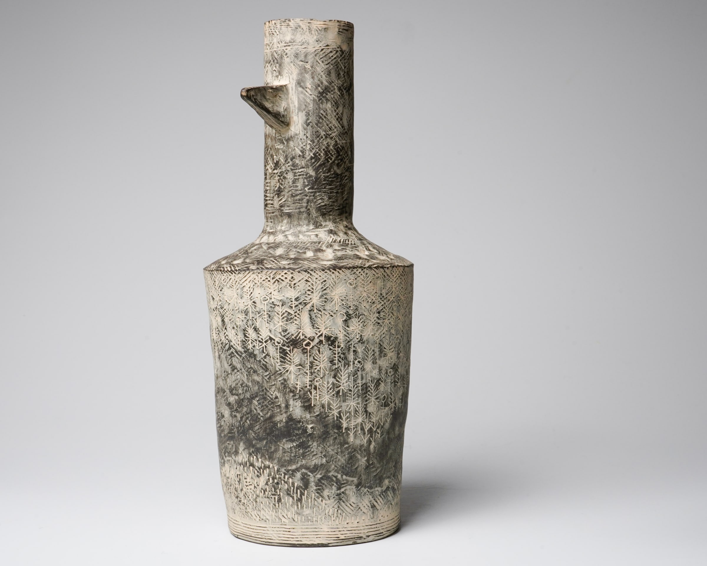 Yasuhara Kimei 安原喜明, Flower Vase 花挿 炻器線彫文 | Dai Ichi Arts | Japanese Modern  Art