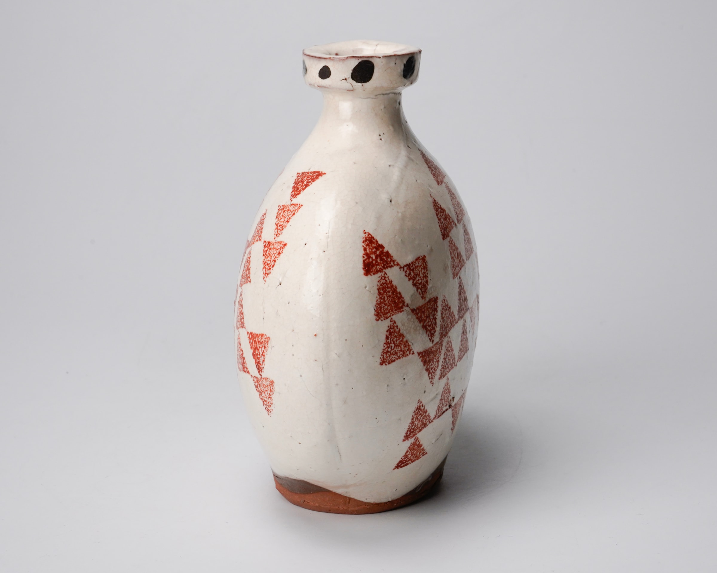 Suzuki Osamu 鈴木治, Flower Vase 幾何学鱗模様扁壺 | Dai Ichi Arts 