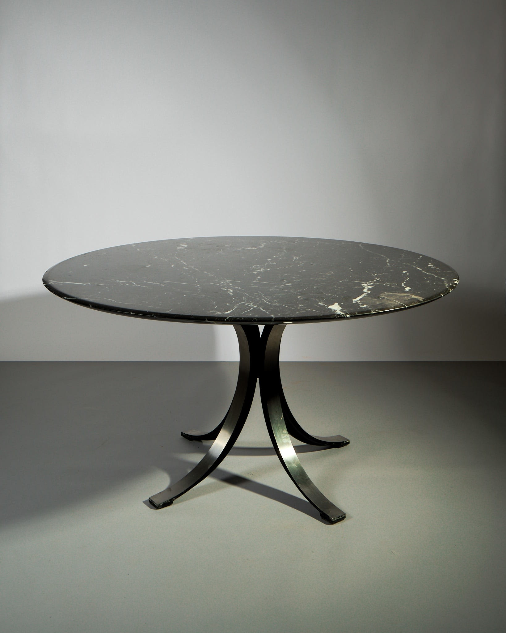 Osvaldo Borsani T113 Steel ガラステーブル Osvaldo Borsani T113