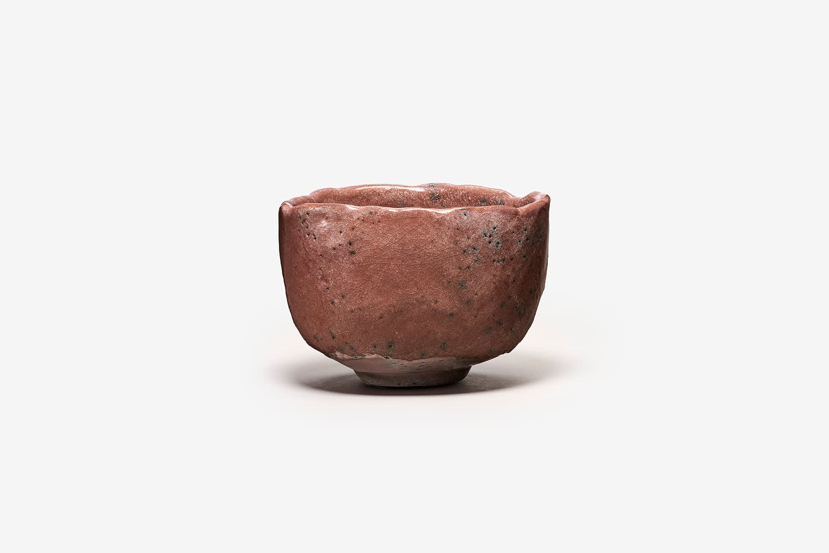 Morimitsu Hosokawa, 赤楽茶碗 - Red Raku Tea Bowl | Ippodo Gallery