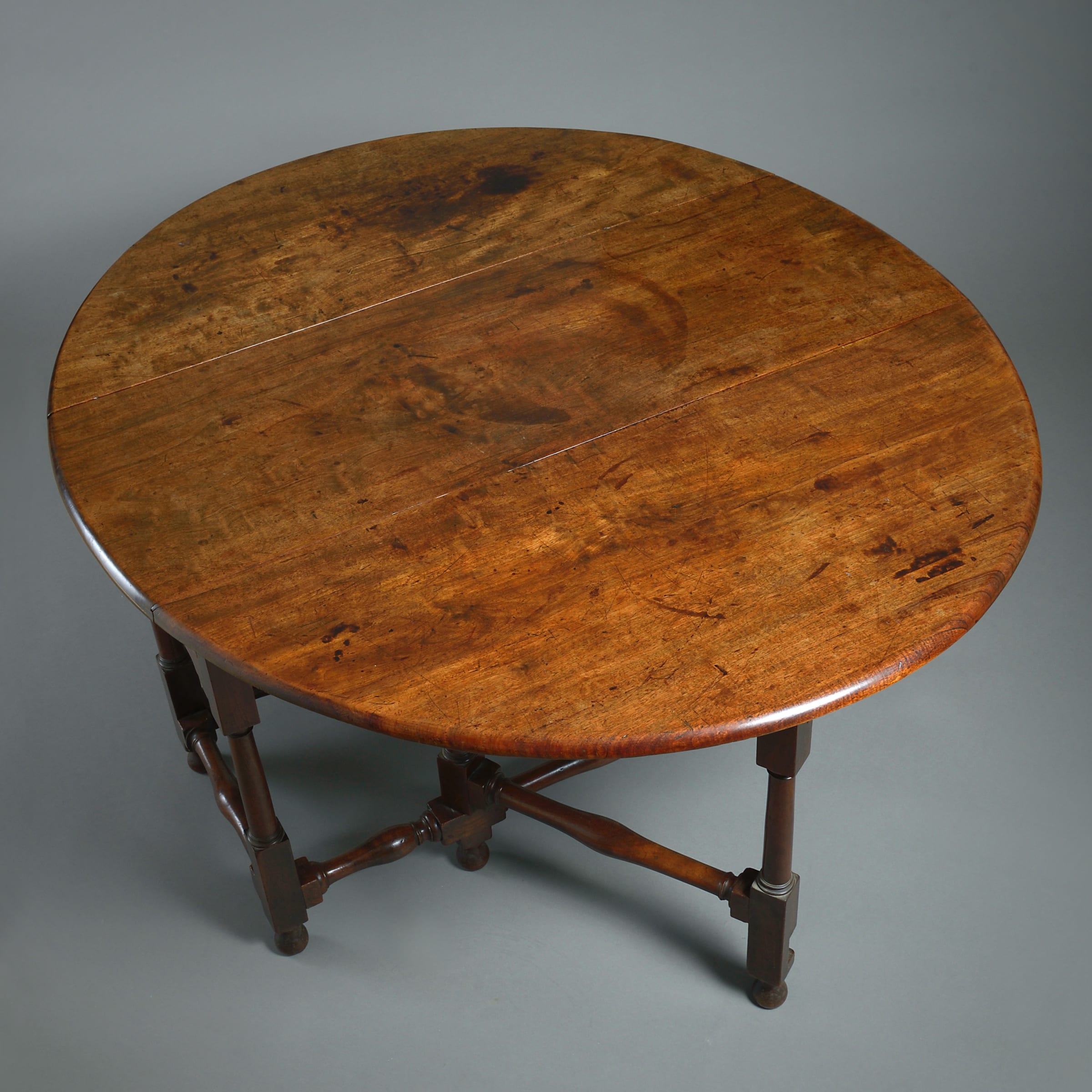 GEORGE I MAHOGANY GATELEG TABLE | JAMES GRAHAM-STEWART LTD GEORGE I MAHOGANY GATELEG TABLE | JAMES GRAHAM-STEWART LTD