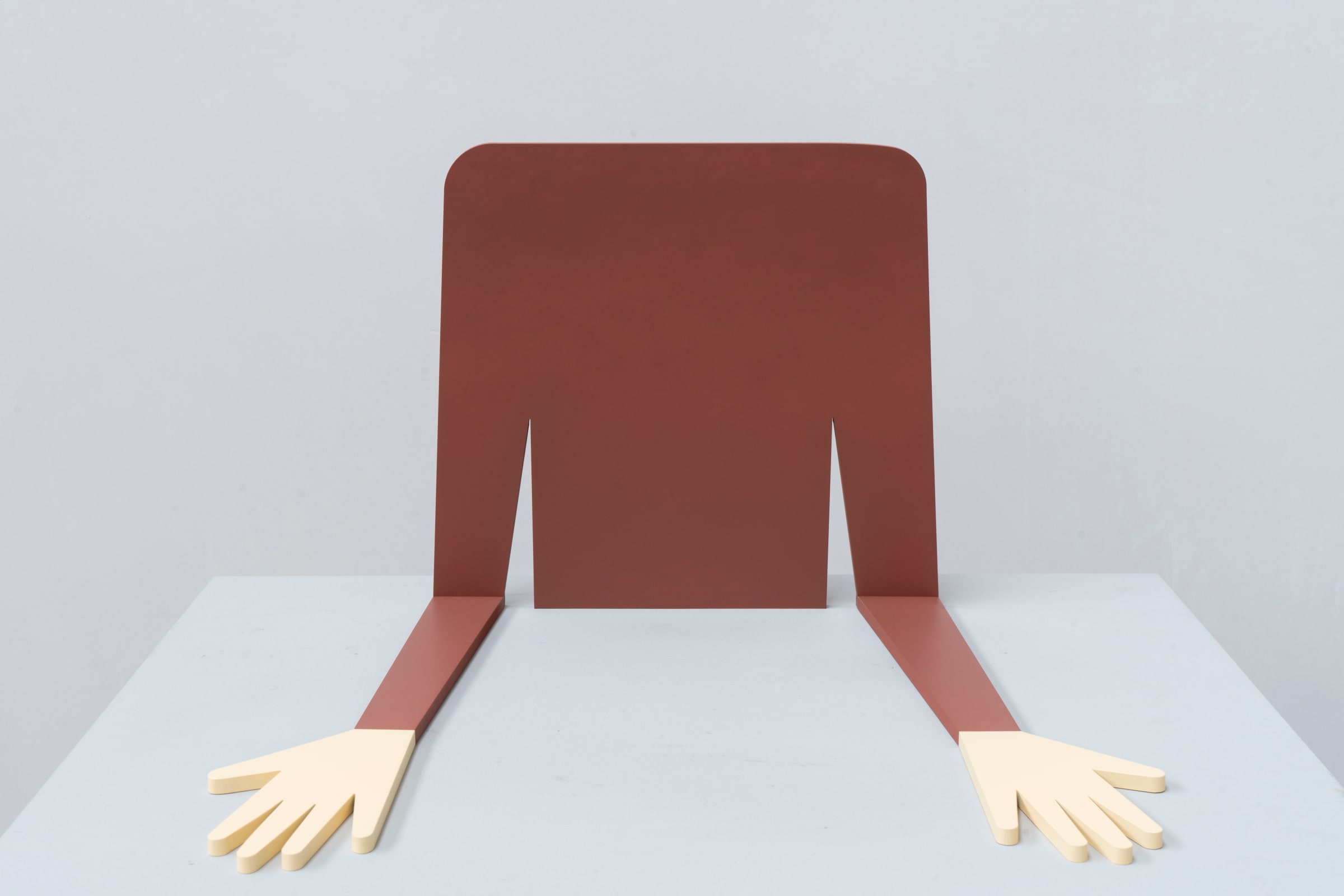 Limbo, 2024 Painted aluminum 11.9 x 18.7 x 16.9 in. 301 x 475 x 428 mm