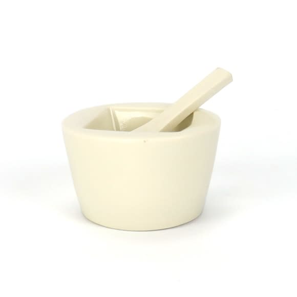 Hiroe Hanazono, Condiment Dish with Spoon Radius Gallery