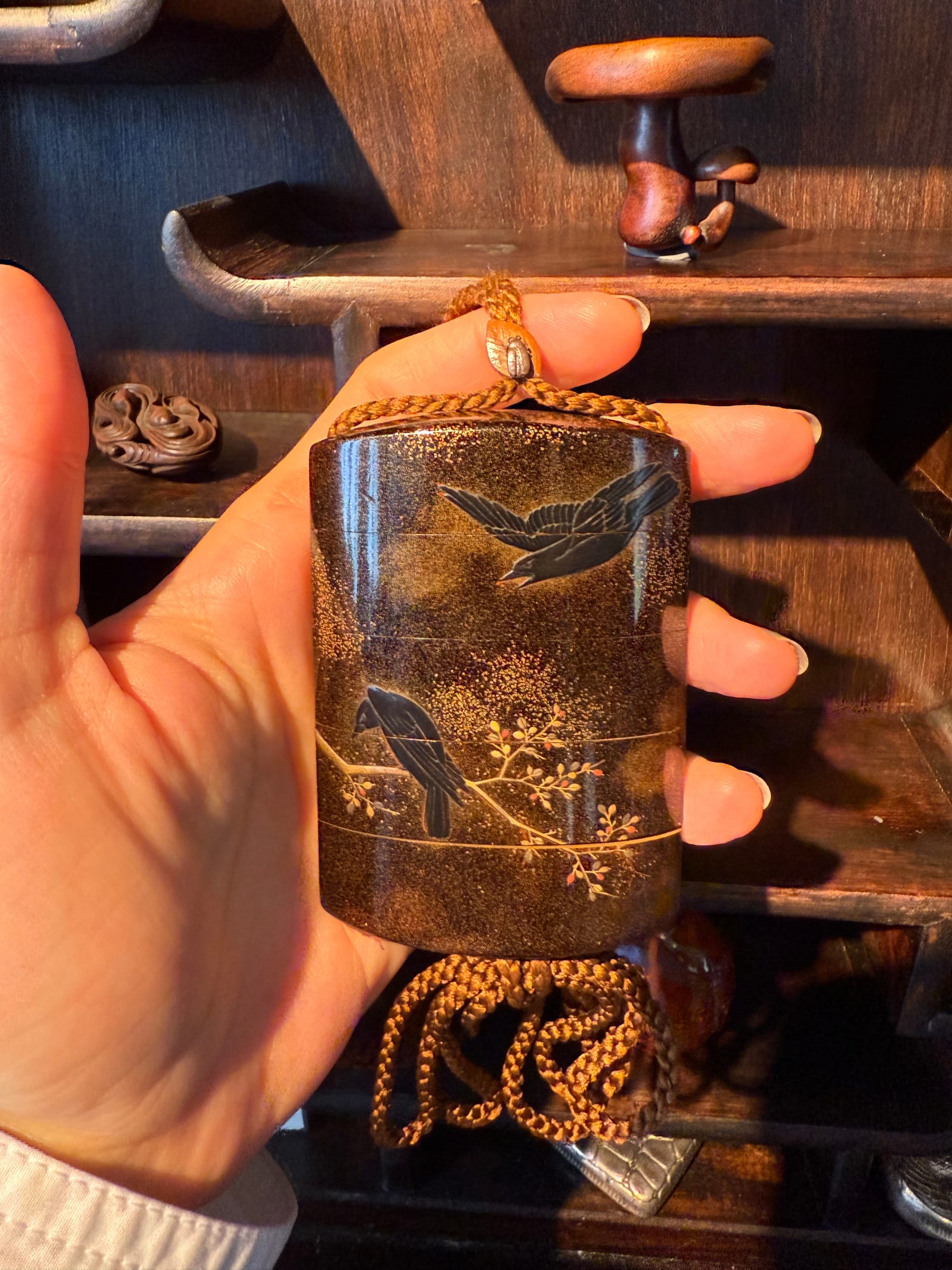 Kanshosai (lizuka) Toyo, A superb four-case lacquer inro