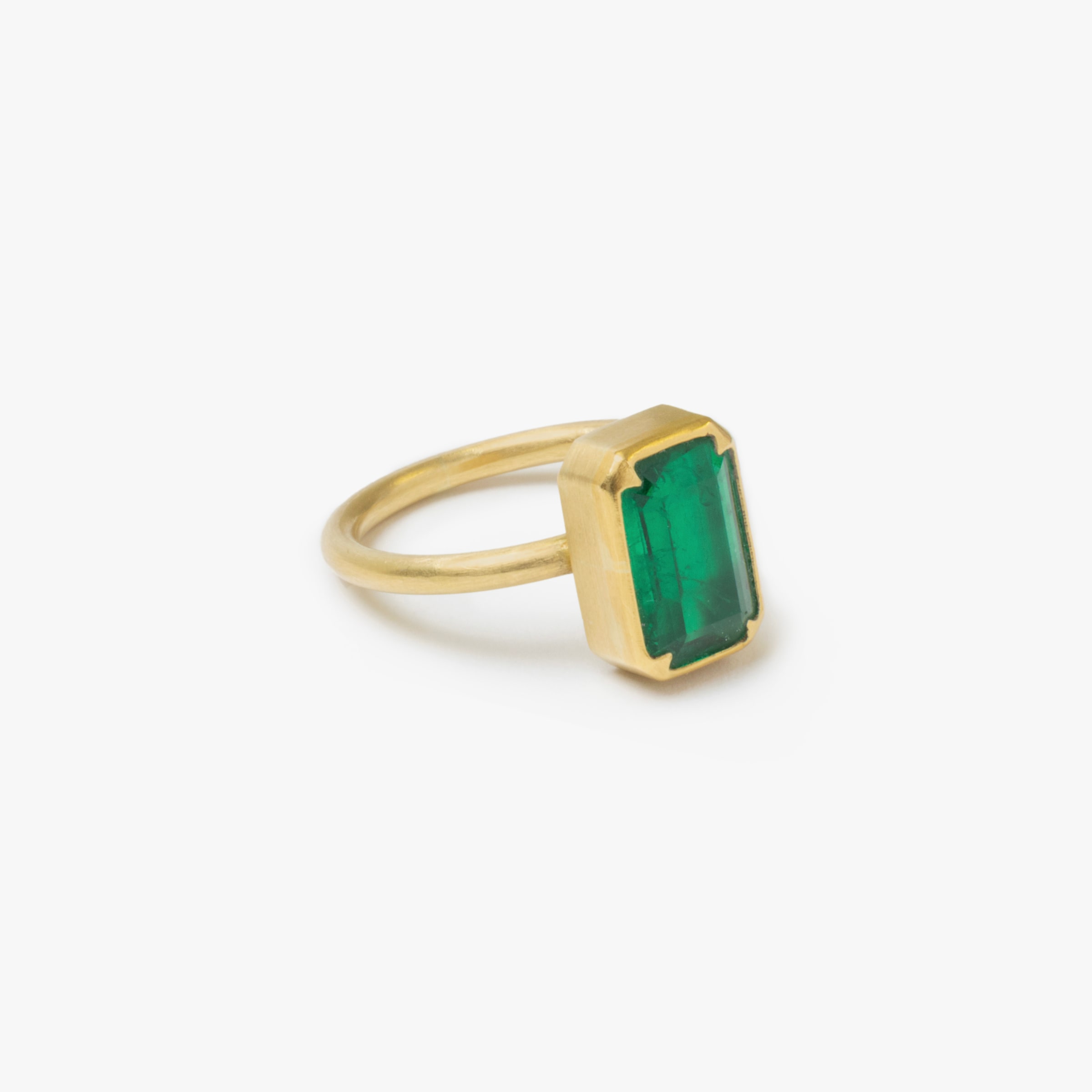 Gabriella Kiss Emerald ring No. 62