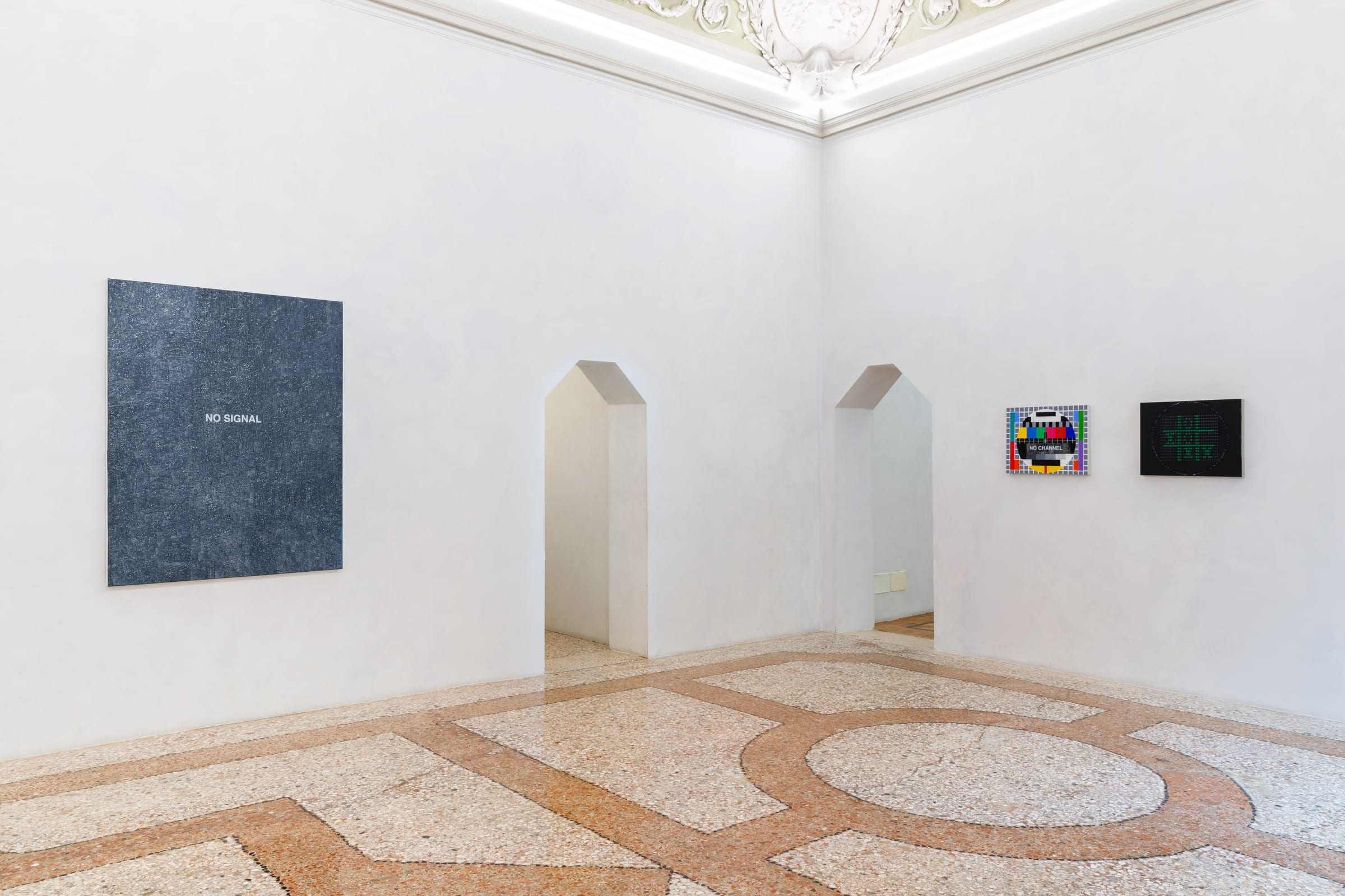Tan Mu SIGNAL Installation View May 5 – June 10, 2022 Peres Projects, Milan Photographed by: Roberto Marossi Photos