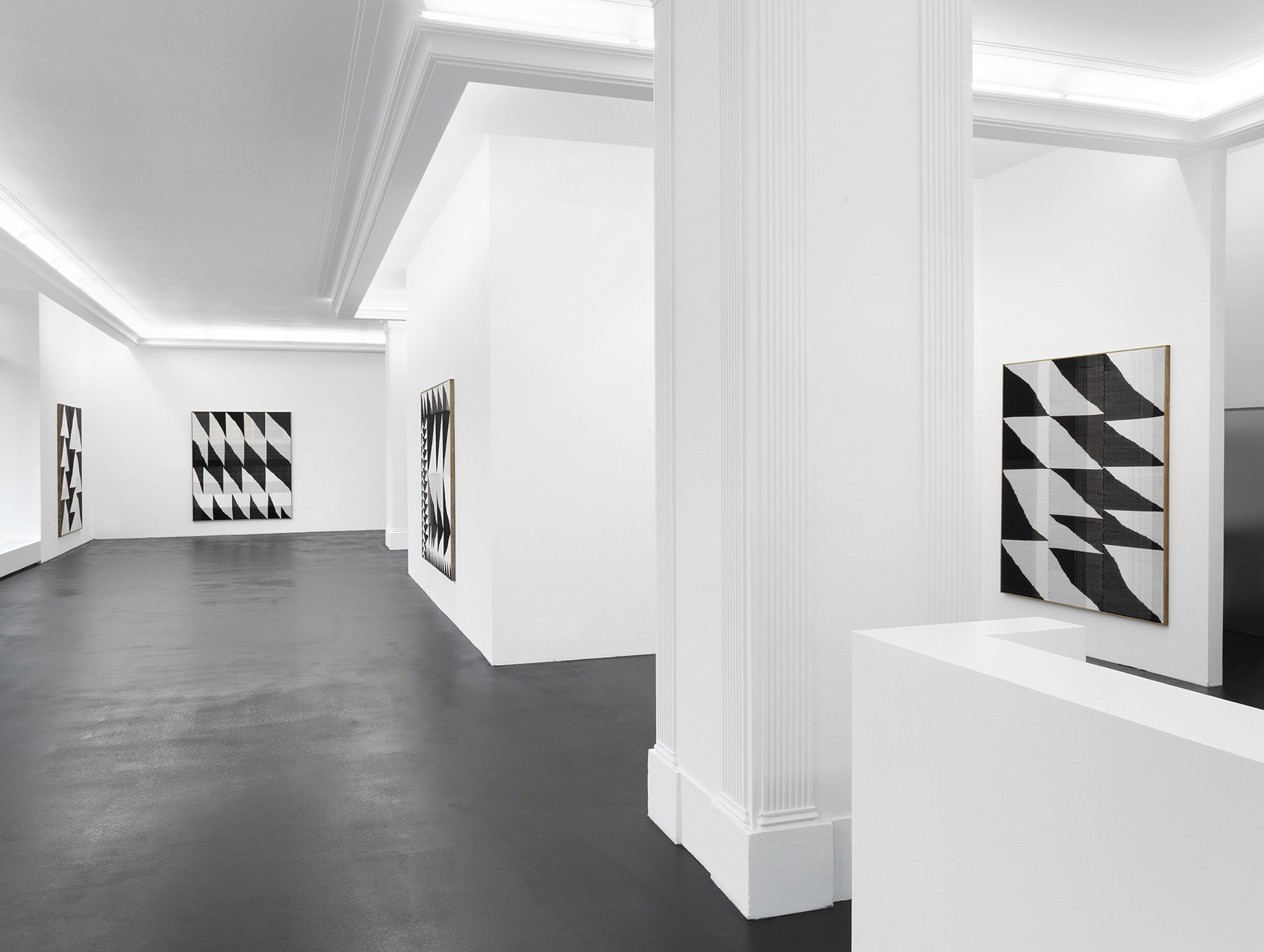 Brent Wadden About Time Installation View June 28 – August 10, 2013 Peres Projects, Berlin