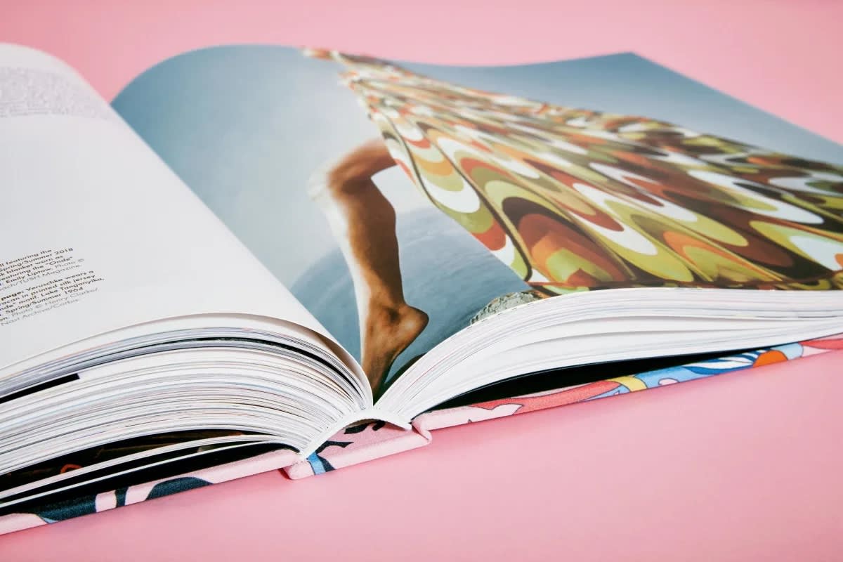 am　Pucci ハードカバー 全世界10,000部 限定写真集 Publication: Pucci. Updated Edition | Samuel Owen Gallery LLC