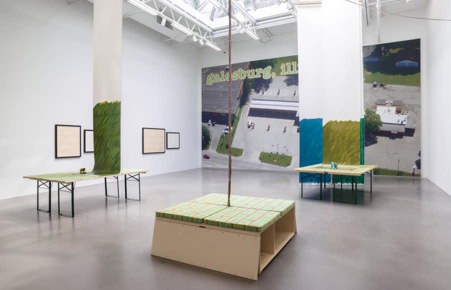 Installation view: Stephen Prina: galesburg, illinois+, Petzel, New York, 2016.Courtesy of the artist and Petzel, New York