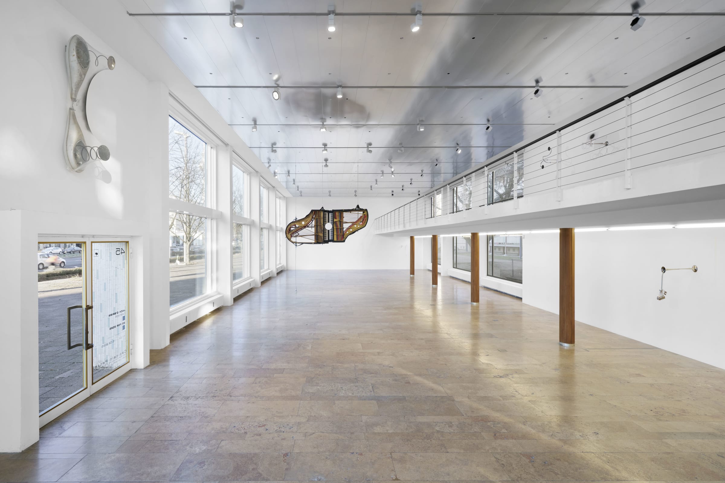Installation view, Jack O’Brien, Cascade, Capitain Petzel, Berlin. © Jack O’Brien. Courtesy the artist and Capitain Petzel, Berlin. Ph: GRAYSC