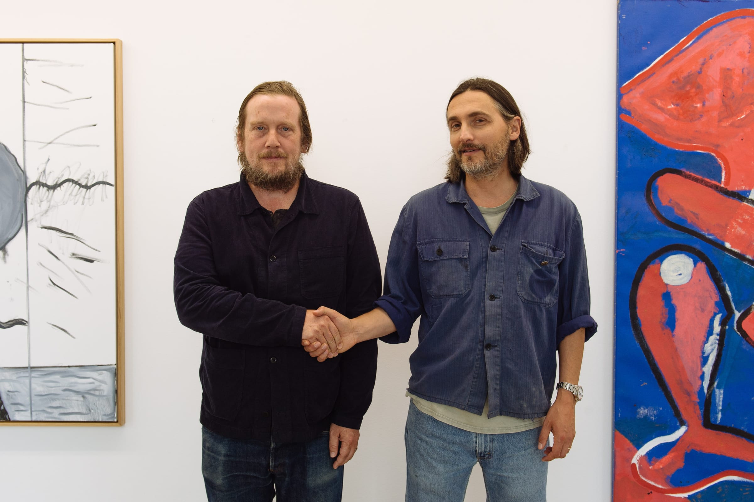 观者在面对他的画作时先是被意想不到的形式和图像所震撼，随即又被眼前所见引入更深的沉思中。而每位观者都有自己对画面独特的诠释。这正是皮尔斯作品的独特之处。他的艺术语言形式丰富而完整，但作品的叙事却是开放式的。每位观者都看到的都是各自感受到的画面，正如每个人的梦境一般。 皮尔斯的作品不断在世界各地重要的机构展出，包括慕尼黑现代美术馆、巴黎毕加索博物馆、波恩美术馆、博特罗普约瑟夫-阿尔伯斯博物馆、第戎Le Consortium、阿斯本美术馆、维也纳21 世纪之家、克雷姆斯美术馆、马尔法中国基金会/约翰-张伯伦大楼、北京中国国家美术馆等。他的作品多样而复杂，但仍有一个未定义的叙事贯穿其中。皮尔斯的作品被维也纳阿尔贝蒂纳、纽约现代艺术博物馆、慕尼黑戈茨收藏馆、波恩艺术博物馆、第戎Le Consortium、慕尼黑Lenbachhaus、维也纳现代艺术基金会路德维希博物馆、德国Bottrop约瑟夫-阿尔伯斯博物馆Quadrat 等收藏。