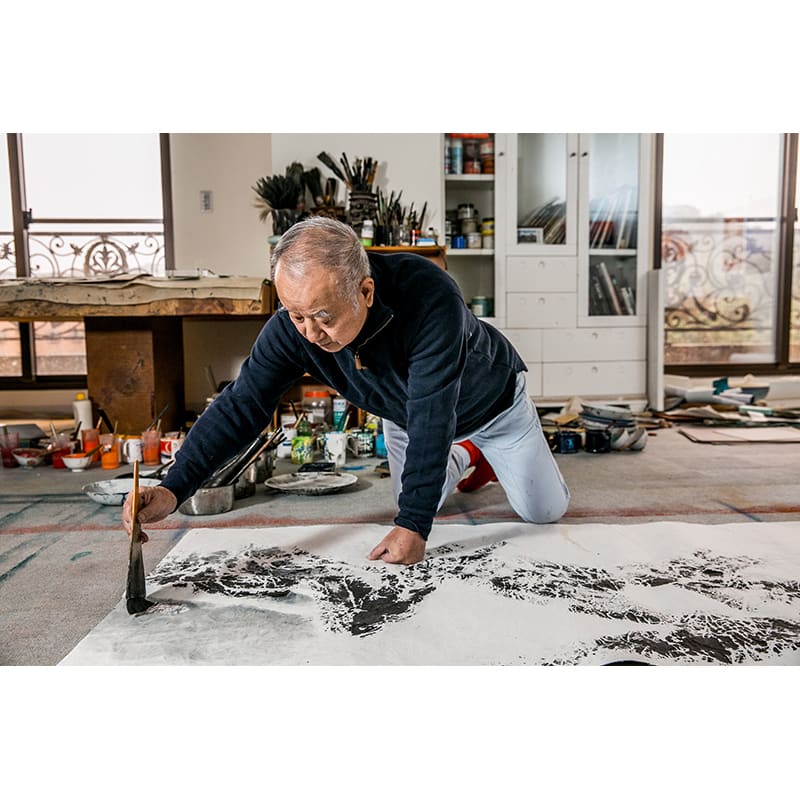 2011 Liu Kuo-sung: An 80-year Retrospective mounted at NAMOC, Beijing. Honored with “Award for Lifetime Achievement” at China Arts Awards...