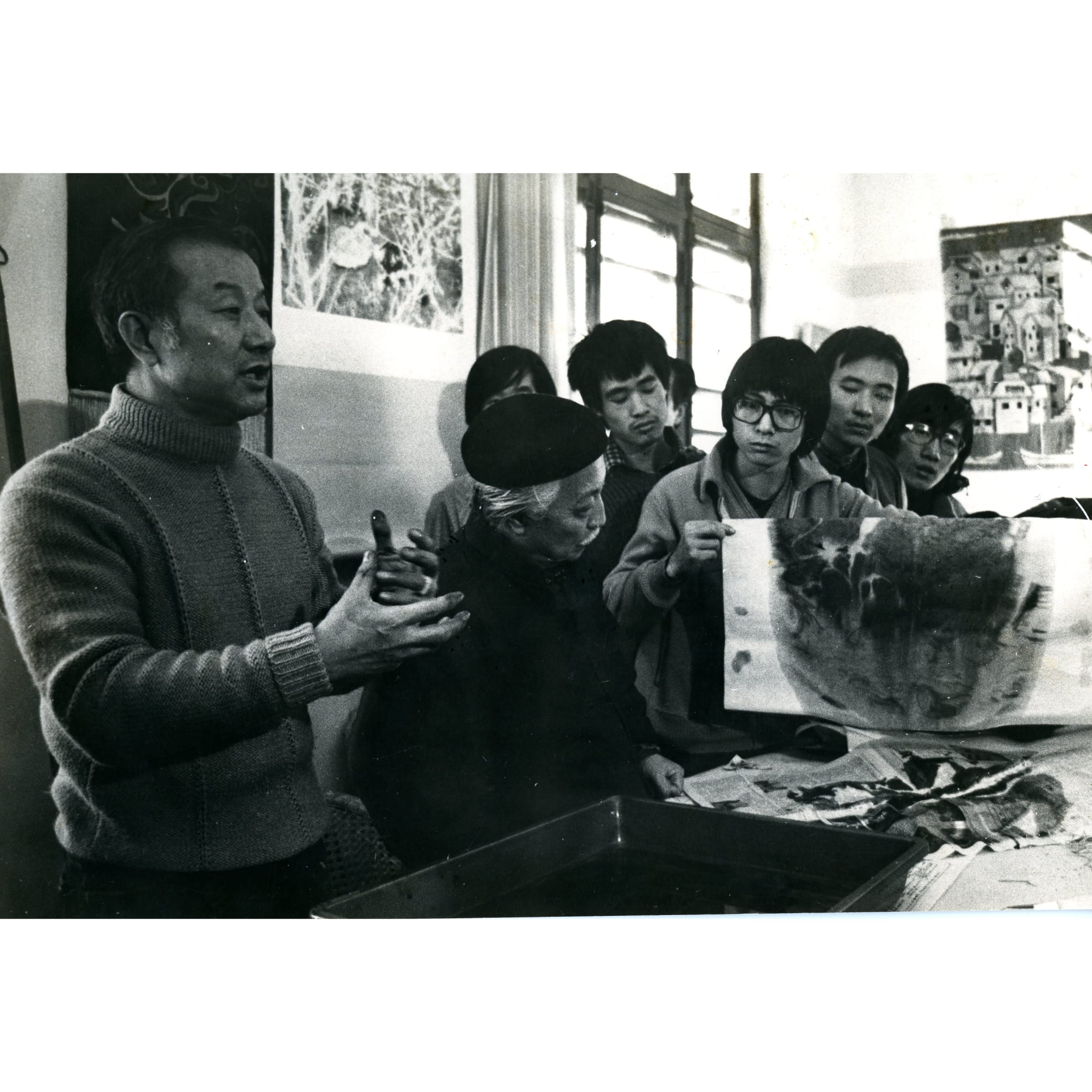 1981 Invited to Beijing to attend inauguration of Research Institute of Traditional Chinese Painting (today National Academy of Chinese Painting)...