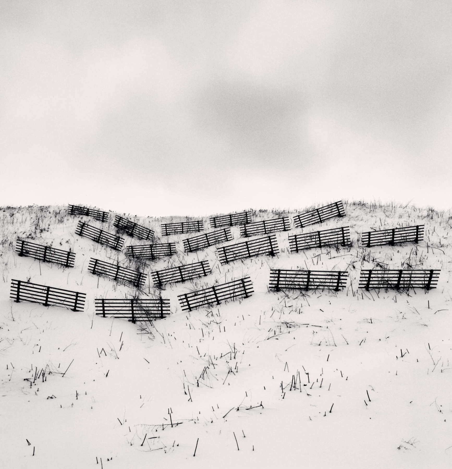 Michael Kenna, Twenty One Fence Posts, Shirogane, Hokkaido