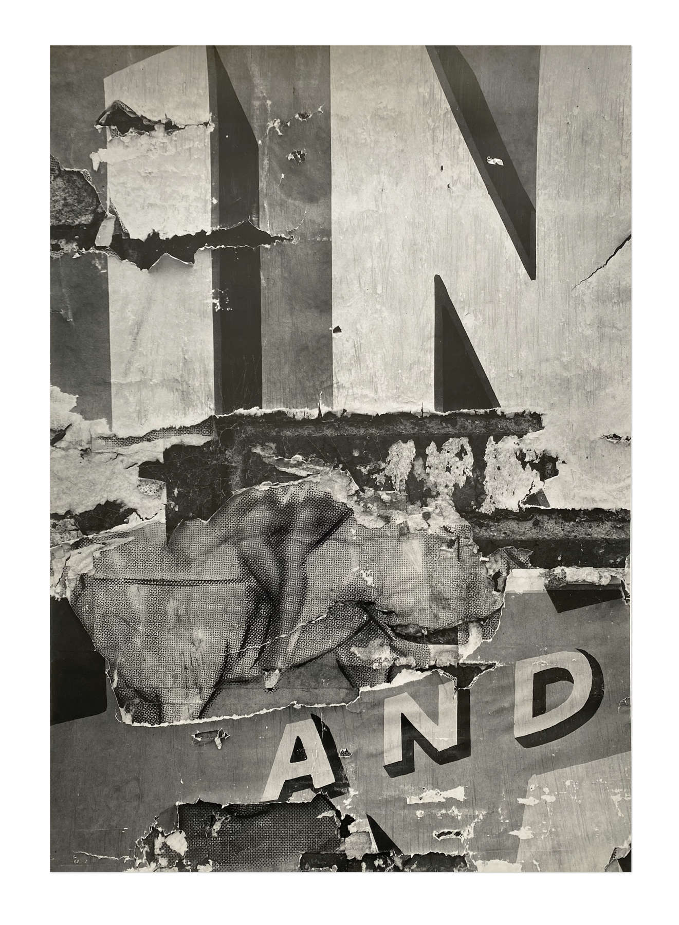 Draped Nude with circle, Bromografia 109